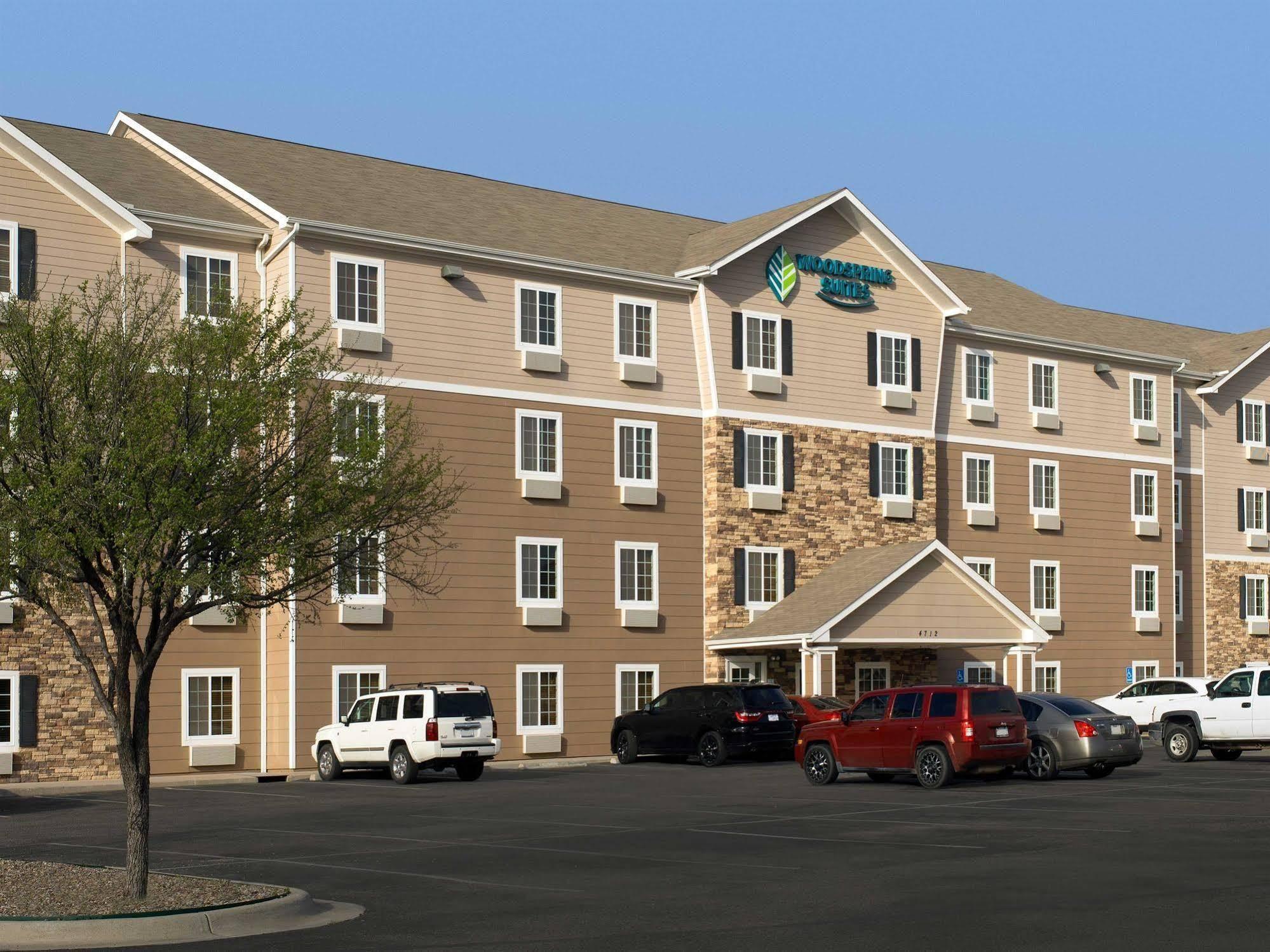 Woodspring Suites Midland Eksteriør bilde