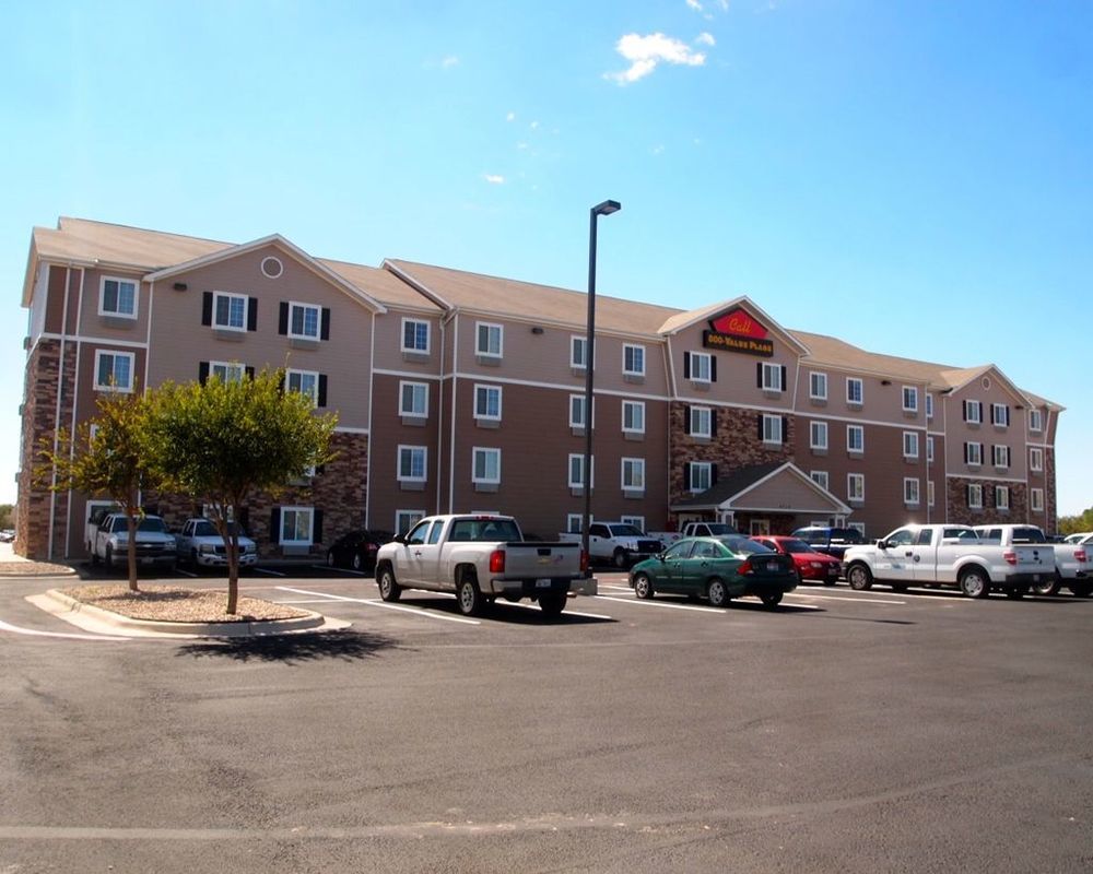 Woodspring Suites Midland Eksteriør bilde