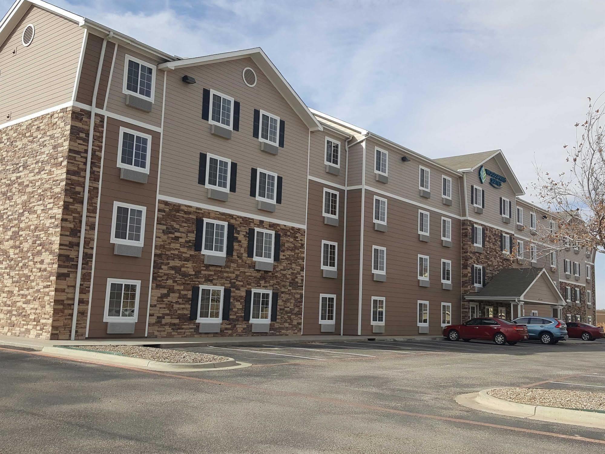 Woodspring Suites Midland Eksteriør bilde